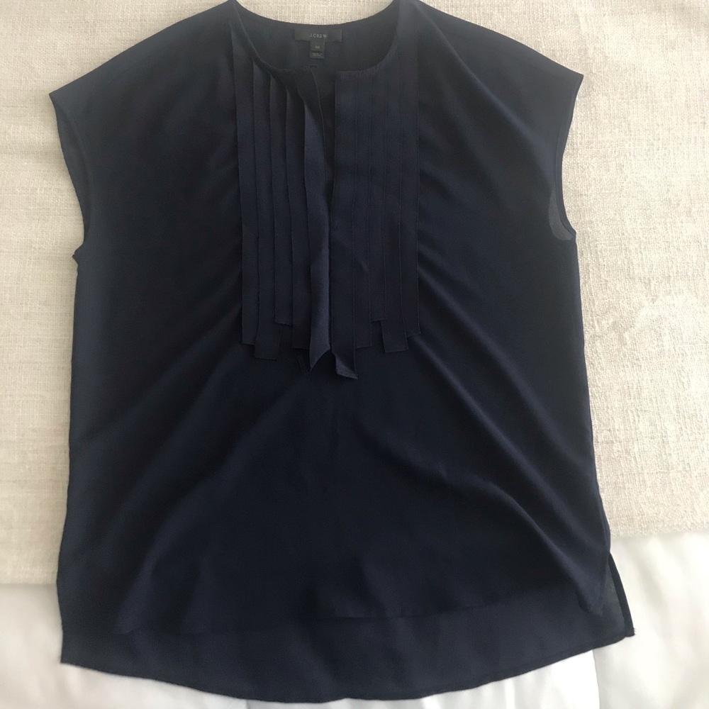 Navy top